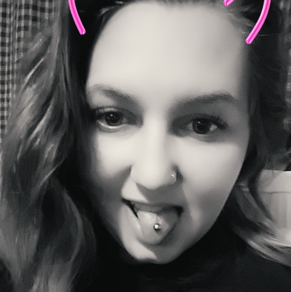 Meet your Posher, Kayla